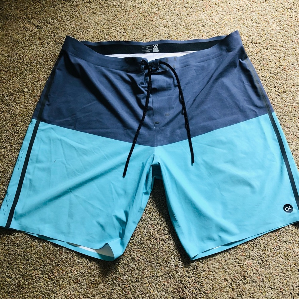 Outerknown APEX TRUNKS BY KELLY SLATER size 38